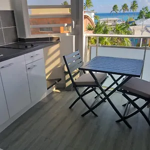 Appartement Studio Grand Confort Vue Mer Plage à 100m, Saint-Francois (Grande-Terre)